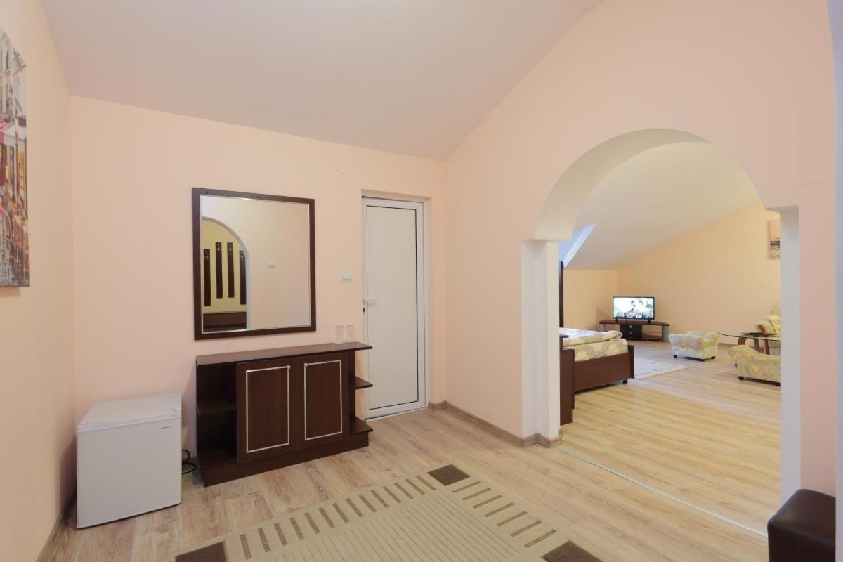 Hotel Panorama パニチシテ エクステリア 写真