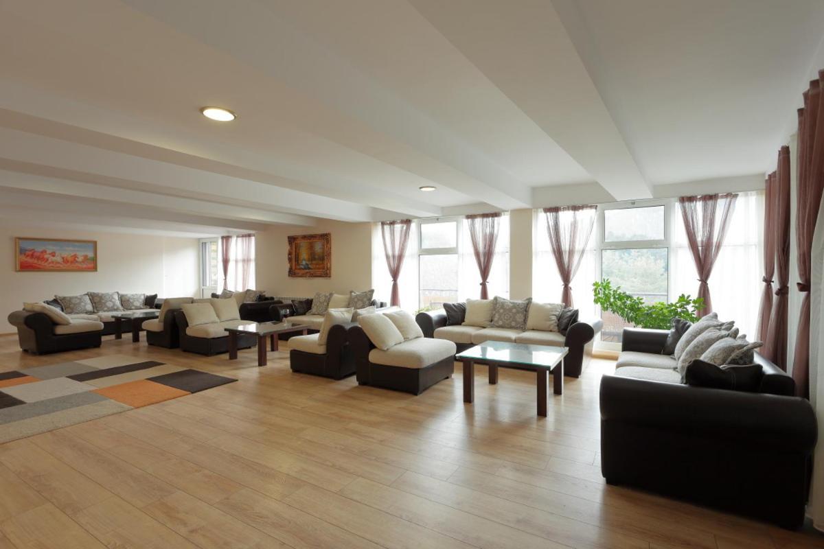 Hotel Panorama パニチシテ エクステリア 写真